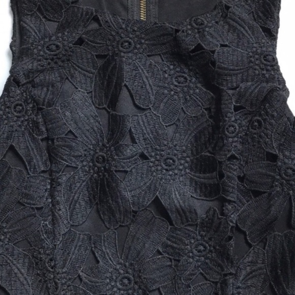ASTR The Label | Sleeveless Black Lace Overay Cocktail Dress | Size XS - Picture 7 of 11